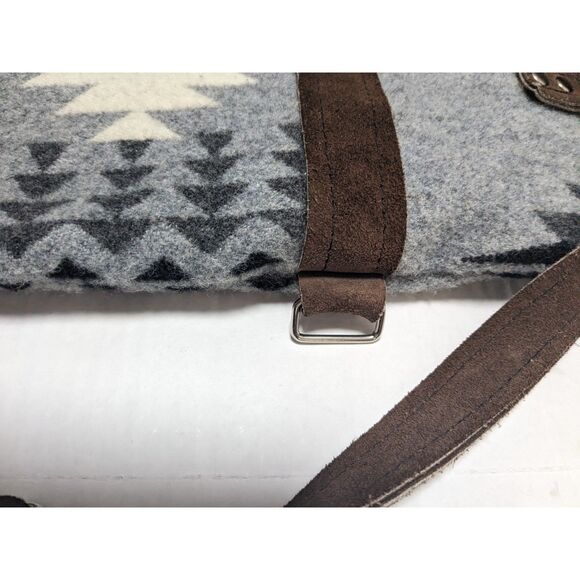 Mercy Grey Handmade Crossbody Bag Southwestern Pendleton Wool Oregon Leather - Picture 9 of 16